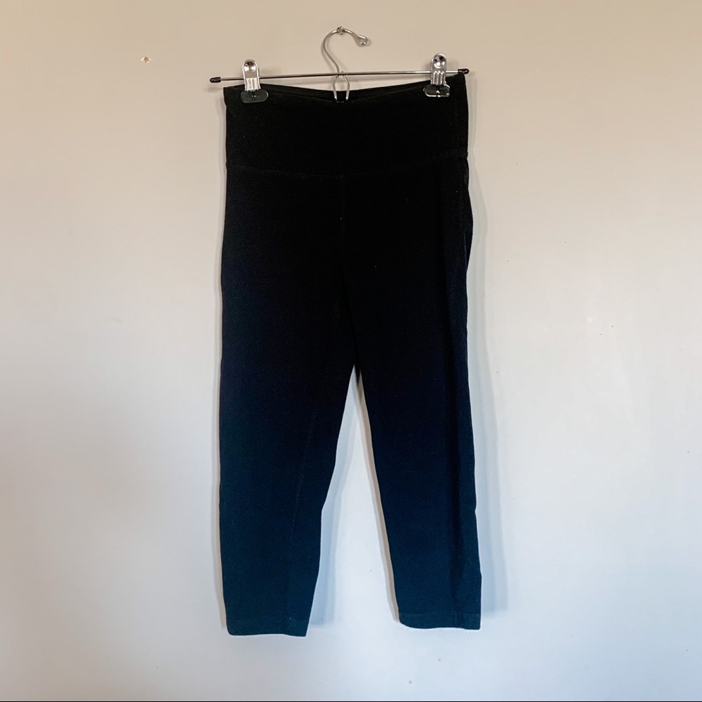 Marika • “Brooke” Crop Leggings